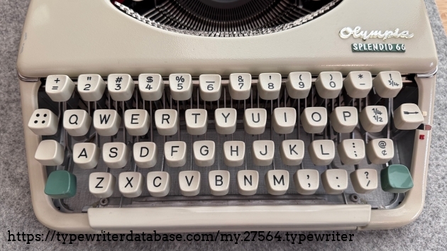 The key layout is similar to my 1966 SM9.