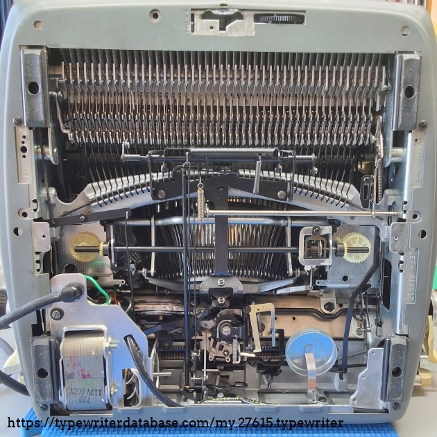 The ribbon feeding gears are in plastic.  They were steel before.