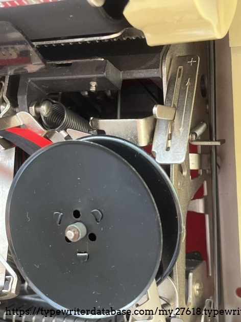 Detail: key pressure regulator