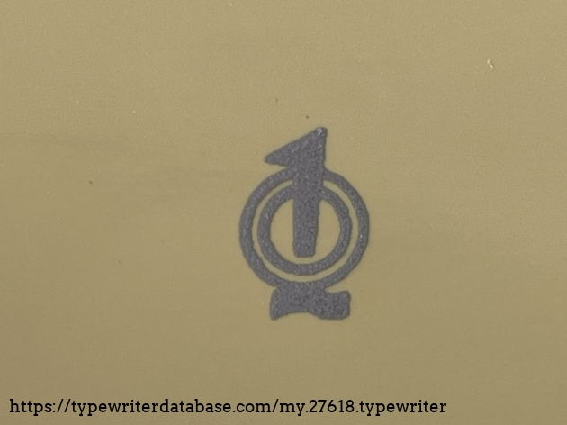 Detail: Seal of quality of the German Democratic Republic: Quality grade "Q" (or "Q1 DDR"): The quality mark "Q" is awarded to products of outstanding quality that define or contribute to the highest scientific and technical standards and thus correspond to comparable top products on the world market; dt.: Das G&uuml;tezeichen "Q" wird f&uuml;r Erzeugnisse mit hervorragender Qualit&auml;t erteilt, die den wissenschaftlich-technischen H&ouml;chststand bestimmen oder mitbestimmen und damit vergleichbaren Spitzenerzeugnissen des Weltmarktes entsprechen.