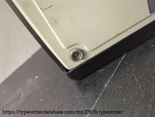 Old cracked foot, worst of the four.