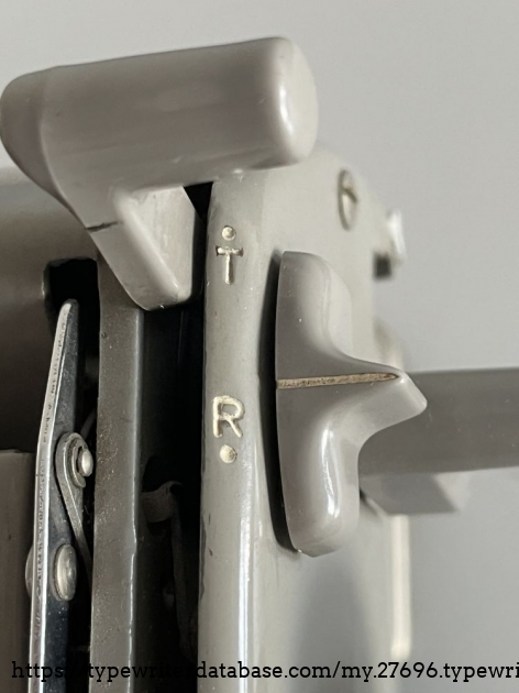 Detail: switch for tabulator [T] and margin [R] (for dt. "Rand") setting