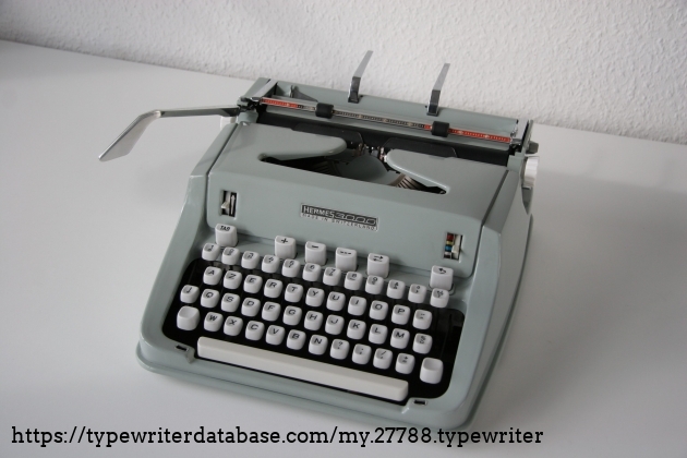 It's a french keyboard layout, as I got it out of France.