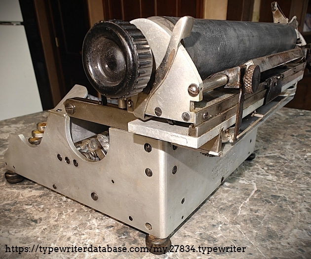 Right rear quadrant viewpoint.