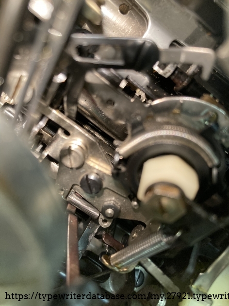 never seen a SC escapement like this. The rocker is entirely different.