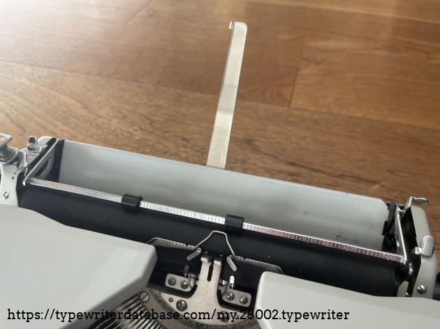 Detail: paper support