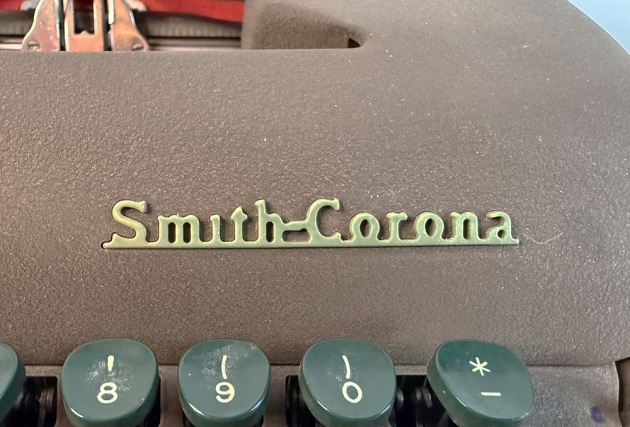 Smith Corona "Sterling" from the maker logo on the front...