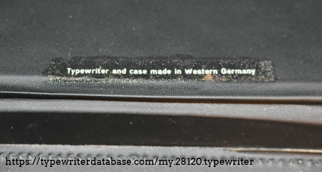 Wasn't 100% sure the case was Olympia branded, as there is no branding on the case - however, it has the sticker that my later SM9's case has, strongly suggesting the case is Olympia.