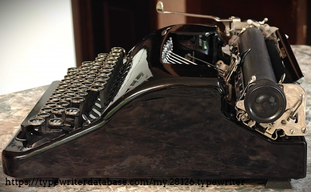 Right broadside view.