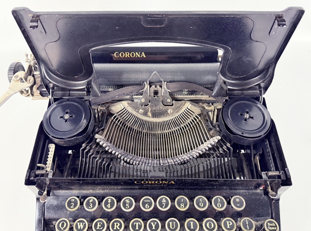 Corona "Standard" from under the hood...