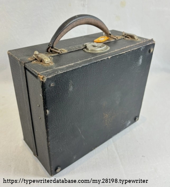 Standing case, showing underside.