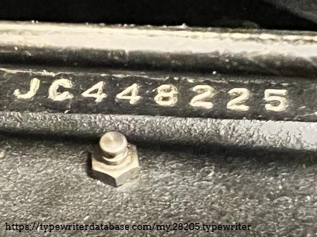 Though some other details of this typewriter may be due to it having been put together with parts, it doesn't change the serial number.