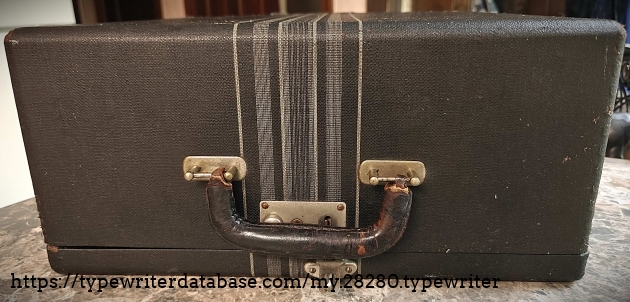 Case, front view.