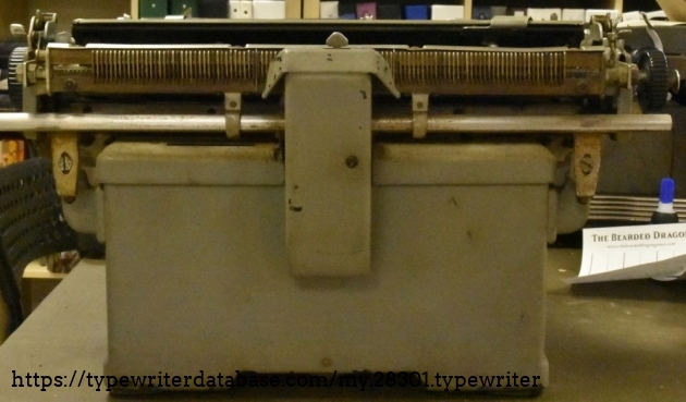 Note the tab clear lever on the top.