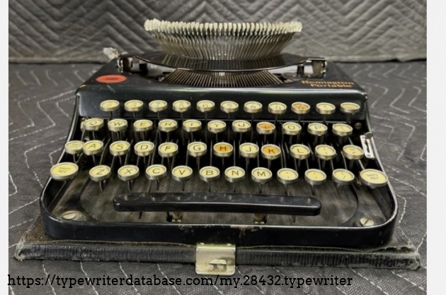 Front view, typebars extended.