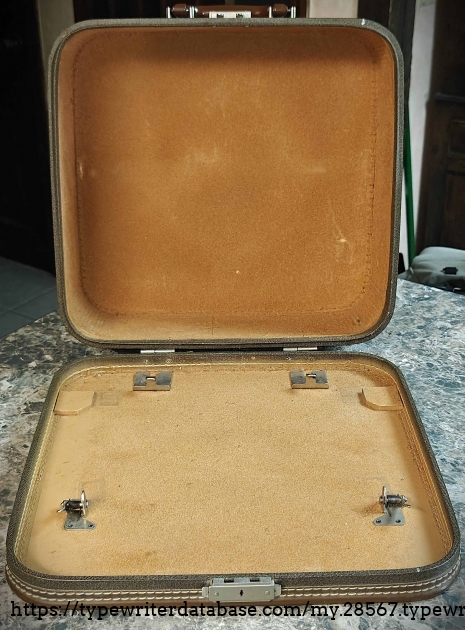 Open case.