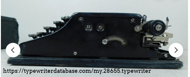 Right broadside, typebars retracted.