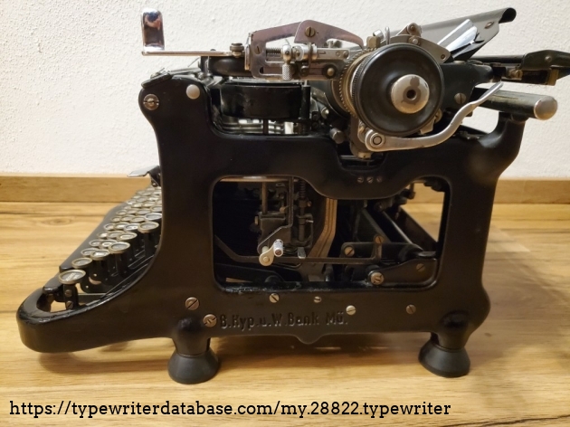 engraved text: "B.Hyp.u.W.Bank M&uuml;." indicates usage at "Bayerische Hypotheken- und Wechsel-Bank Munich"