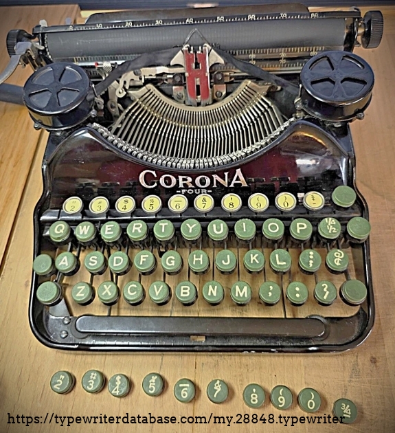 Front main view, including the Munson Pneumatic Speed Keys.