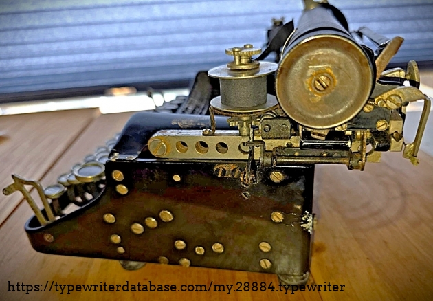 Right broadside view.