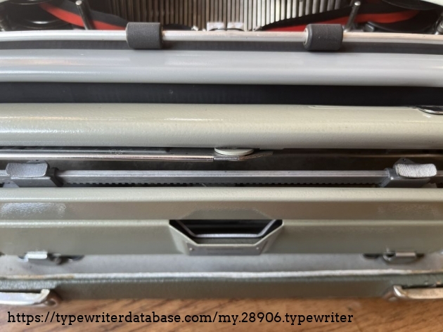 Detail: rear, margin adjustment