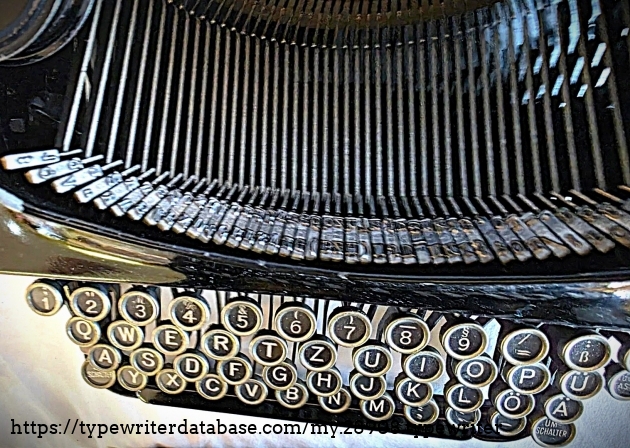 Keyboard and type basket.