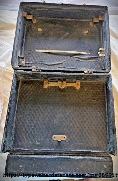 Case, folded out, interior sides.