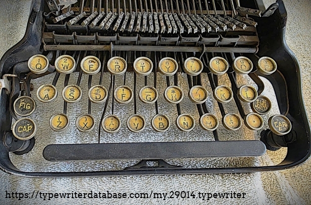 Keyboard of #546570.