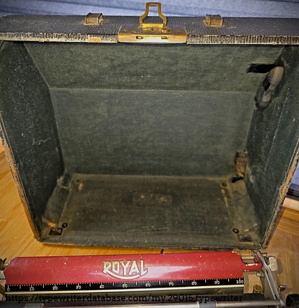 Case top inside, behind machine with view of the paper table.