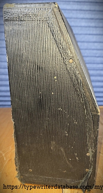 Case top, right broadside.