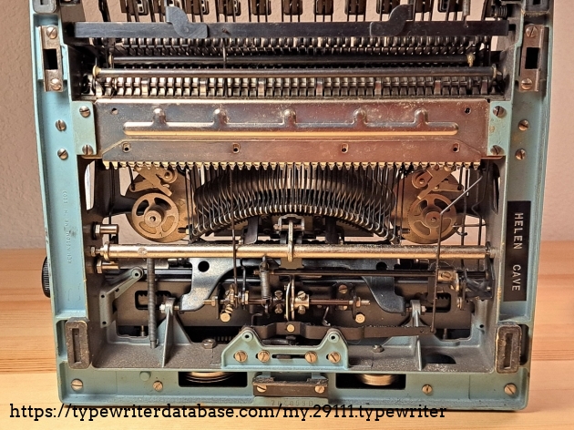 I'm genuinely impressed with the engineering of this machine, but that cast frame must've cost a fortune to tool up for.