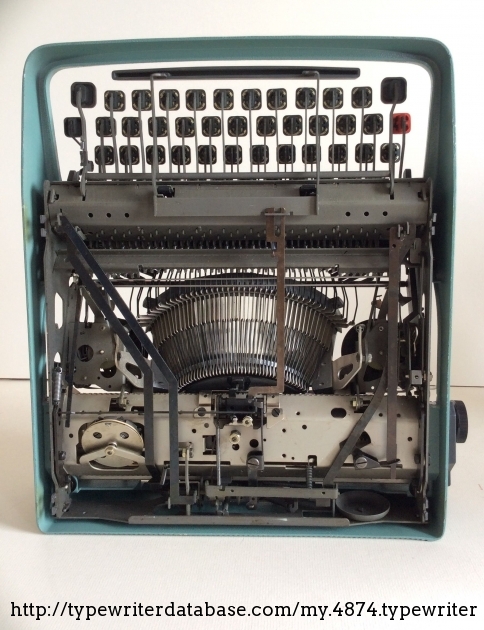 Olivetti Lettera 32 Serial Number