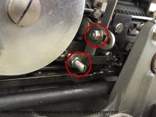 These two elements need a proper adjustment in order to reduce the escapement-problem.