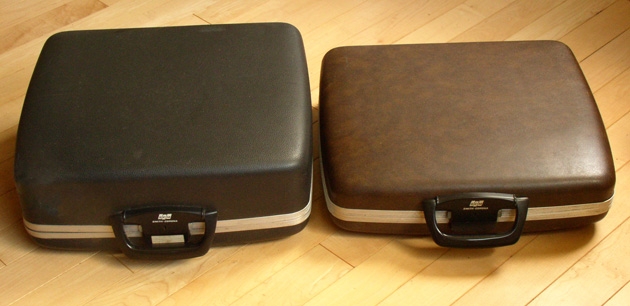 Another comparison of this Corsair 700's case on the right with the standard Smith-Corona series-5-type case.