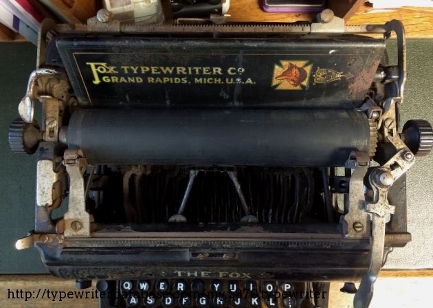 Before restoration: Fortunately, the rust did not go deep into the machine.