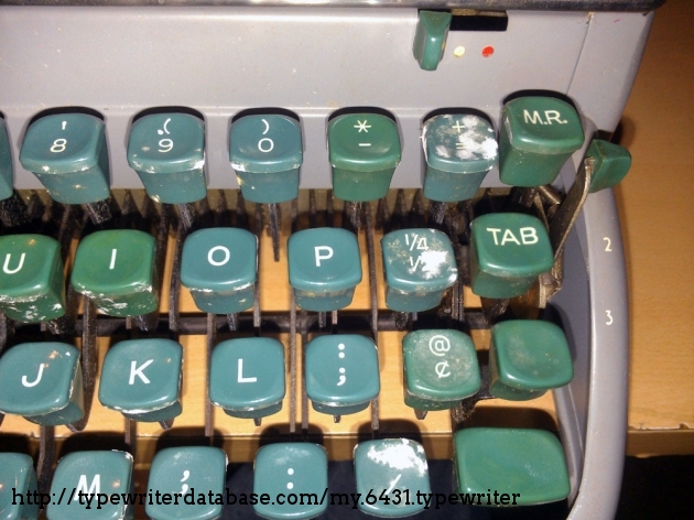 before application of alcohol to the moldy keytops.