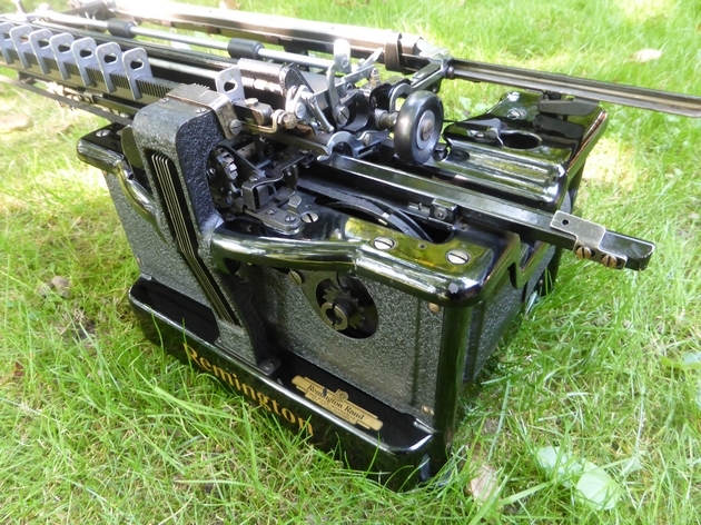 remington 16 typewriter