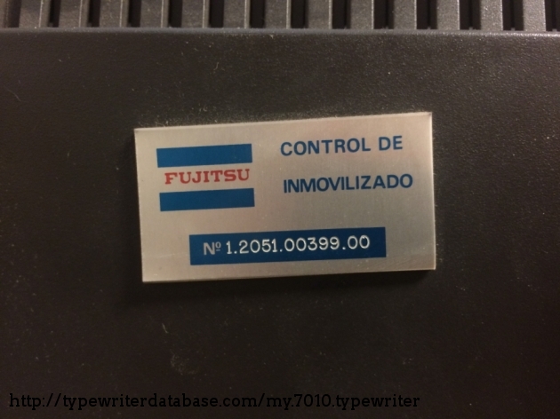 This tag says it´s a piece of no longer used equipment. But I still wonder why Fujitsu rebadged this machine.