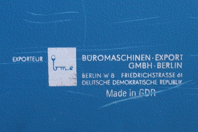 The stamp on the rear shows this machine was intended for export; it did however come to me from the former East Germany area. My impression, for what it's worth, is that machines intended for export could well end up being used in the GDR (DDR) itself The stamp on the rear shows this machine was intended for export; it did however come to me from the former East Germany area. My impression, for what it's worth, is that machines intended for export could well end up being used in the GDR (DDR) itself