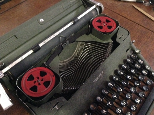 I painted the tops of some rusty Corona spools International Harvester Red.  I love how they look on this typewriter.  Subtle but a little extra flair on a machine which is fairly drab.