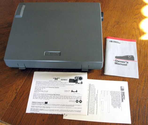 An electronic typewriter WITH its manual! What a score! Funny, 'cause this one can be figured out without a manual...