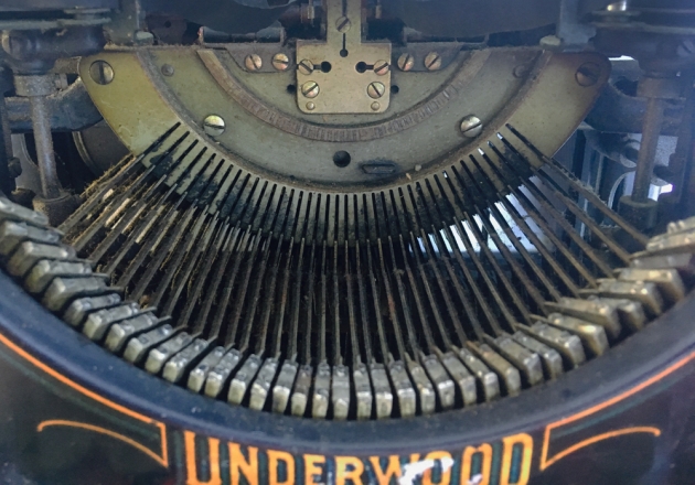 Underwood "4" from under the hood...