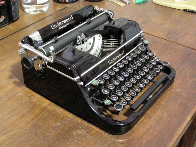 1938 Underwood Champion on Typewriter Database