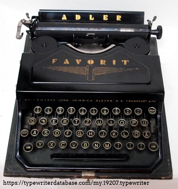 1937 Adler Favorit on the Typewriter Database
