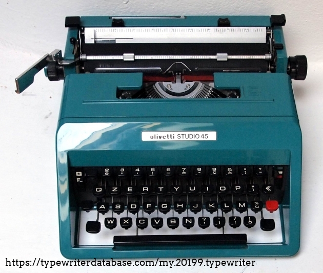 1970 Olivetti Studio 45 on the Typewriter Database