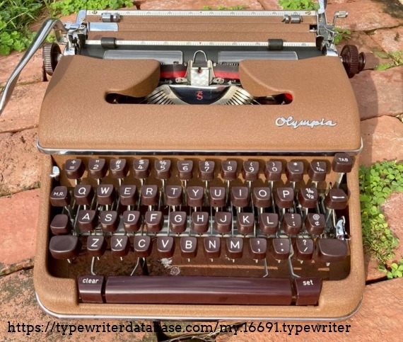 1960 #1736111