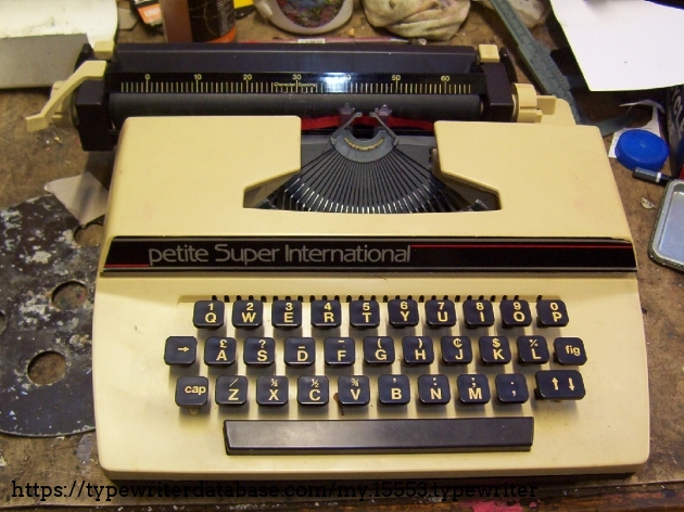 Petite Super International Kids Typewriter - Portable with