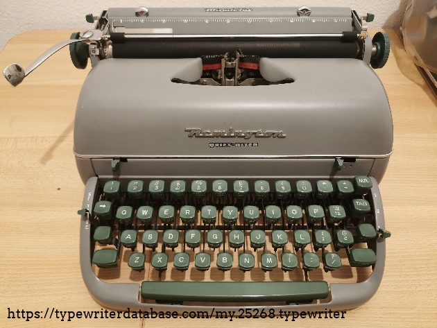 1958 #QR3558791