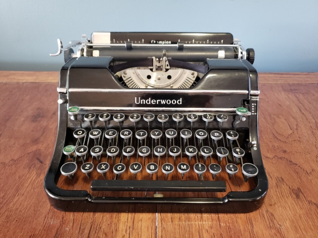 1940 Underwood Champion on the Typewriter Database