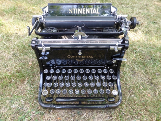 continental standard typwriter